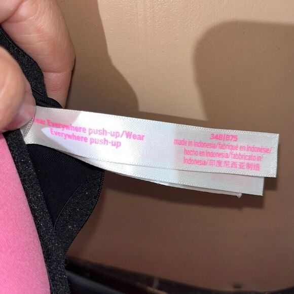 PINK Victoria's Secret Women's Black Rainbow Cross Strap Back Bra Size 34B - Picture 10 of 10